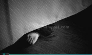 WARGA SURABAYA TEMUKAN MAYAT PEREMPUAN DALAM GULUNGAN KASUR