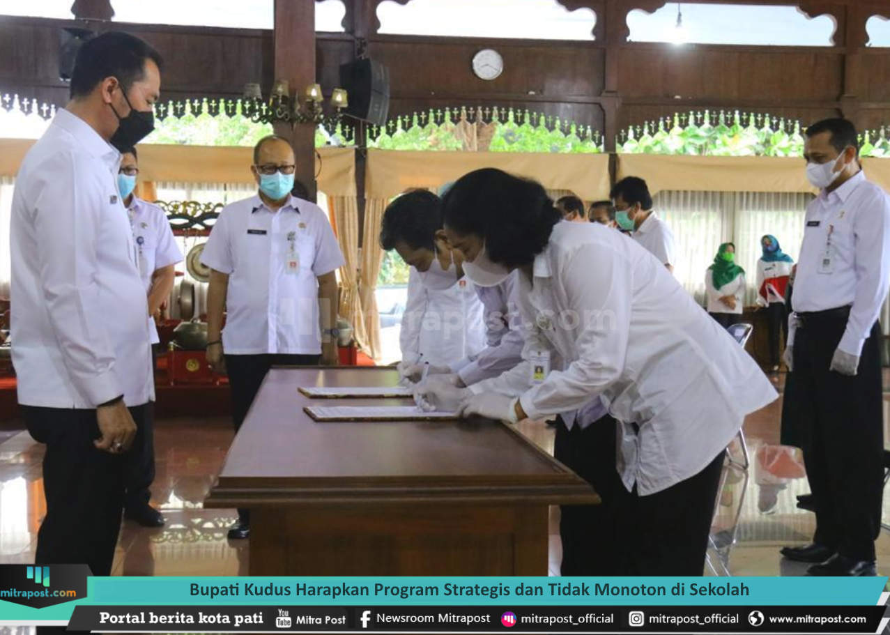 BUPATI KUDUS HARAPKAN PROGRAM STRATEGIS DAN TIDAK MONOTON DI SEKOLAH