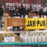 KEPOLISIAN BONGKAR SINDIKAT PENIMBUN TABUNG OKSIGEN
