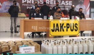 KEPOLISIAN BONGKAR SINDIKAT PENIMBUN TABUNG OKSIGEN