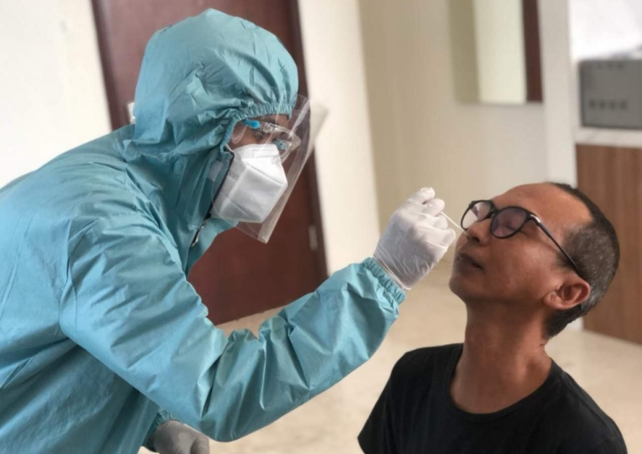 KEMENKES BERI KETERANGAN TERKAIT MAHALNYA BIAYA TES PCR