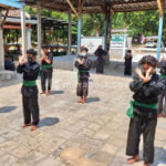 PADEPOKAN HARIMAU KUMBANG DEDIKASIKAN ILMU PENGOBATAN ALTERNATIF BAGI WARGA
