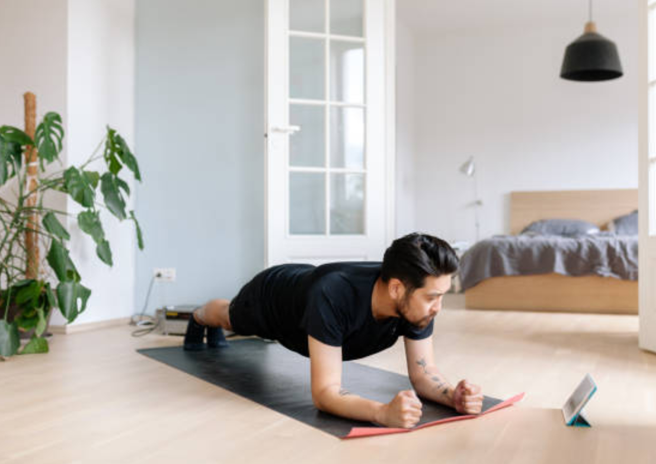 Manfaat Plank, Perbaiki Postur Tubuh Hingga Kencangkan Perut