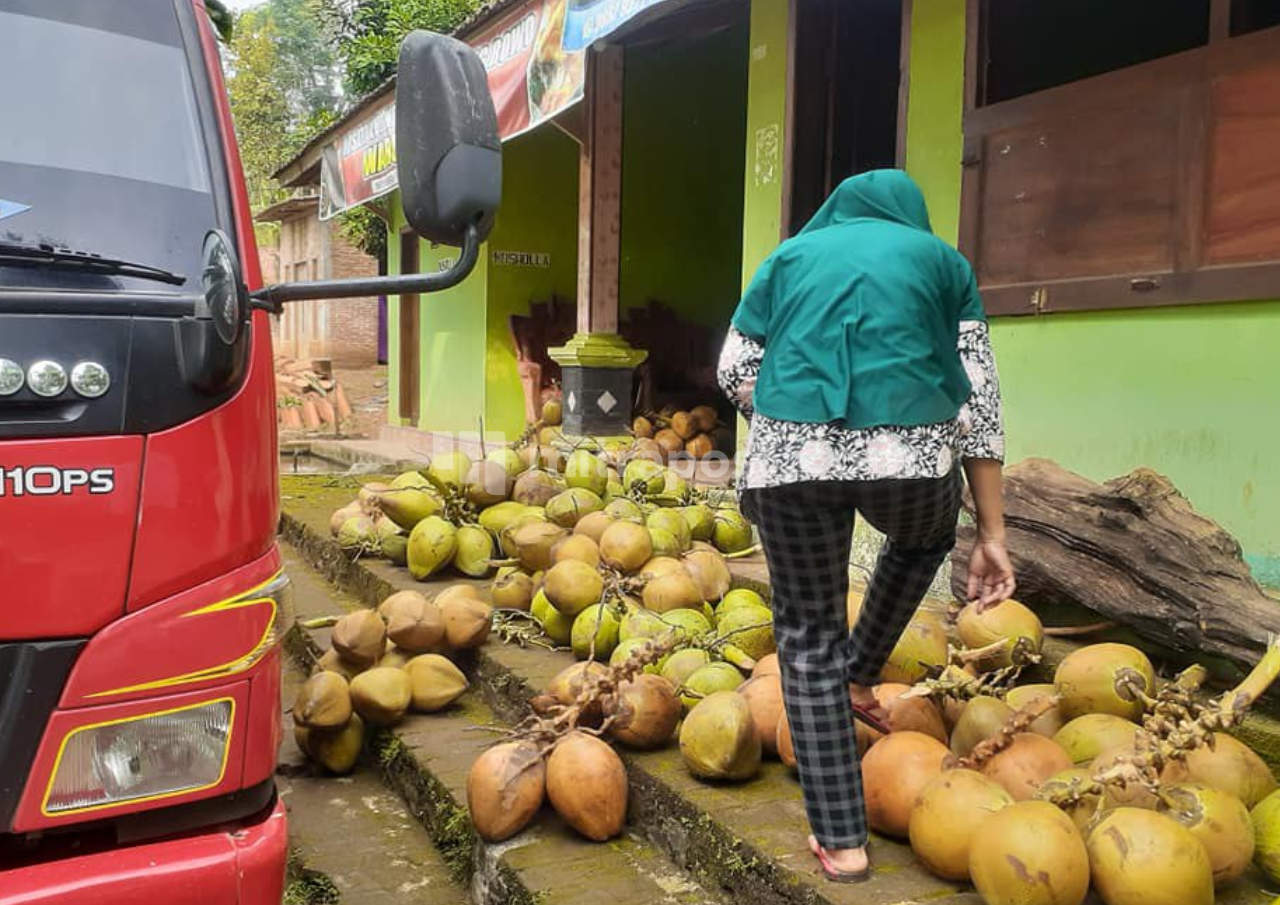 Bantuan Tunai Rp400 Ribu Kepada UMKM Pariwisata di Pati Mulai Cair
