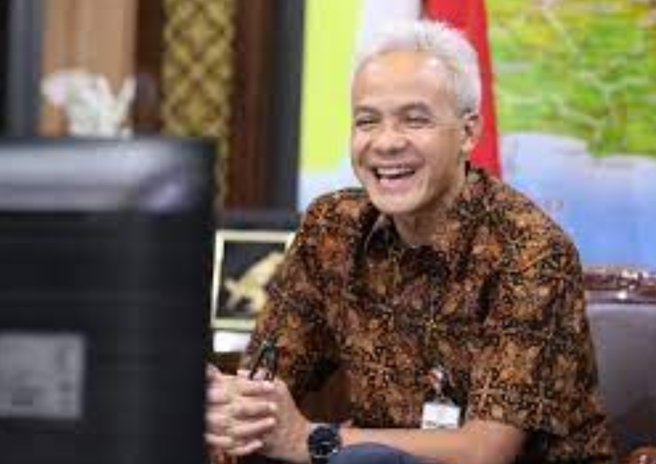 Golkar Tawarkan Ganjar Maju Nyapres, Skjen PDIP Ungkap Itu Bagian Keputusasaan