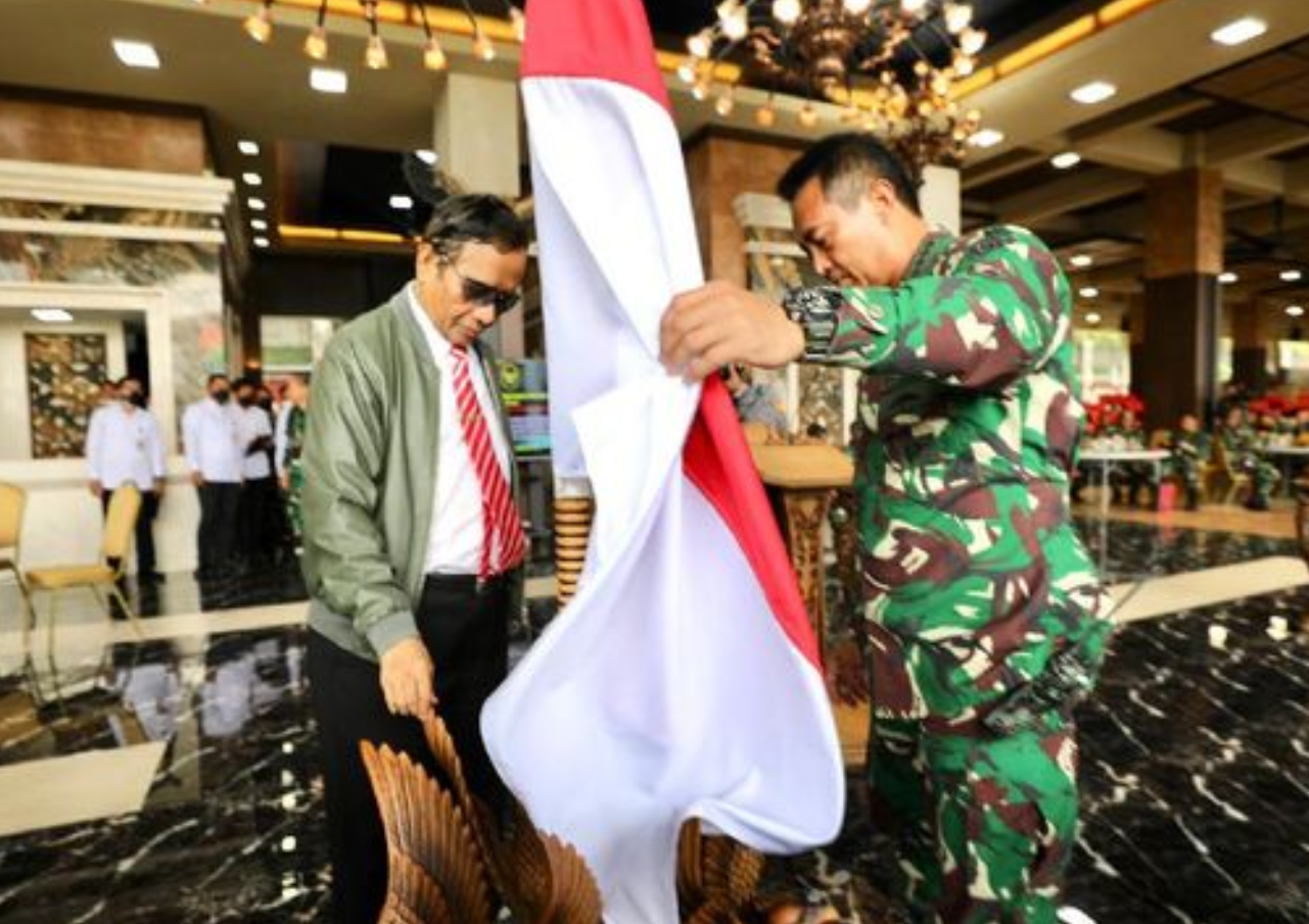 Mahfud MD Ingatkan Pendekatan ke Papua Bukan dengan Senjata