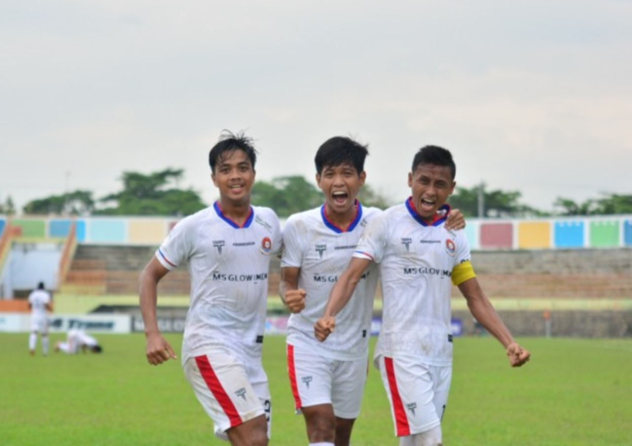Lewat Hattrick Sang Kapten, Persipa Menang Meyakinkan atas Persibat