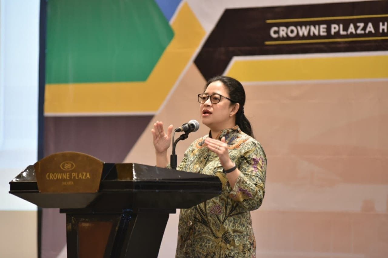 Hari Guru Nasional, Puan Berharap Nasib Guru Honorer Lebih Diperhatikan