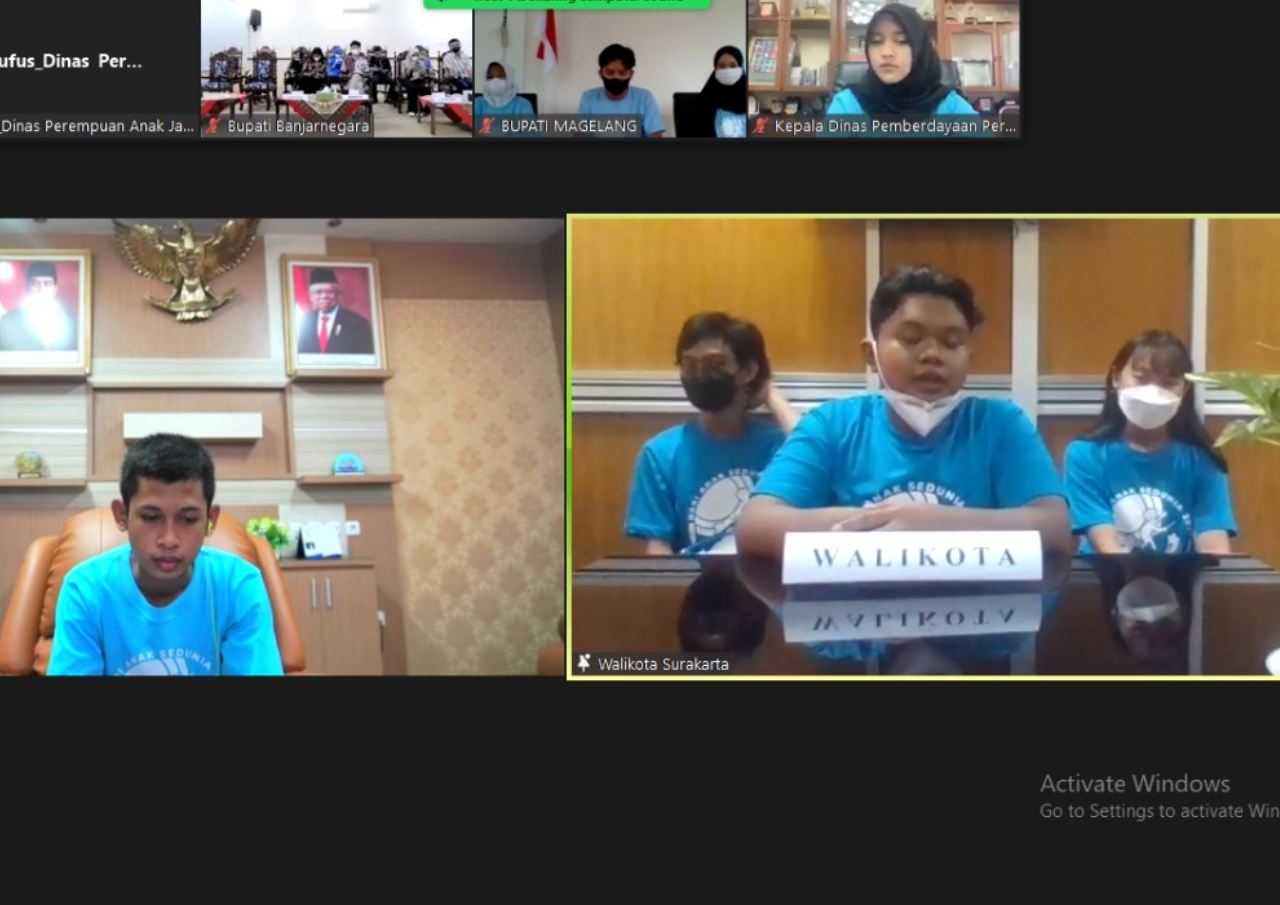 Sejumlah Anak Ambil Alih Posisi Gubernur dan Wali Kota di Jateng