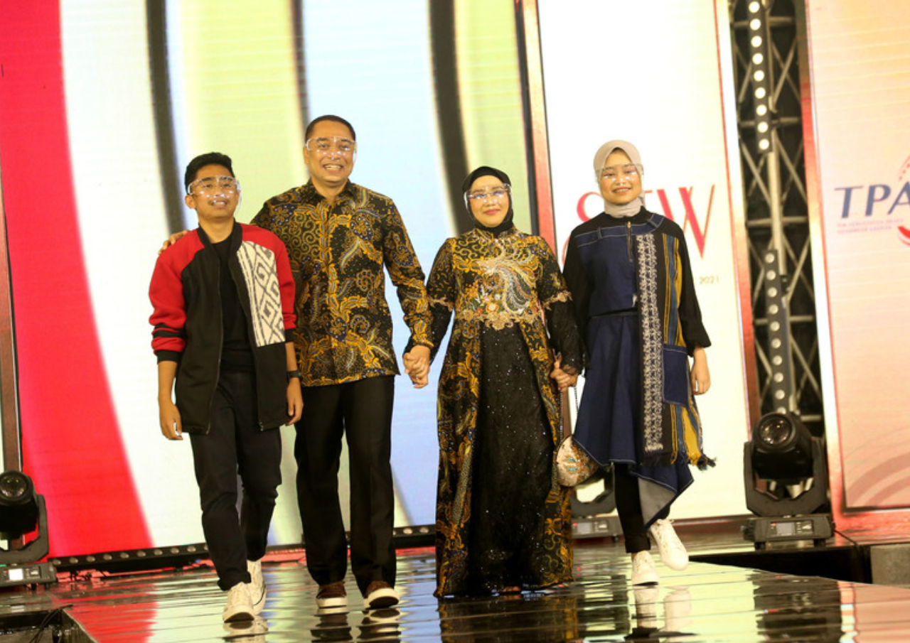 Surabaya Fashion Week Resmi Dibuka