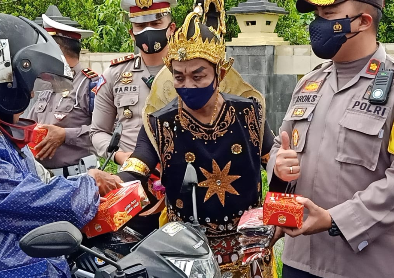 Gatotkaca Turun ke Jalan, Dampingi Operasi Zebra Candi di Magelang