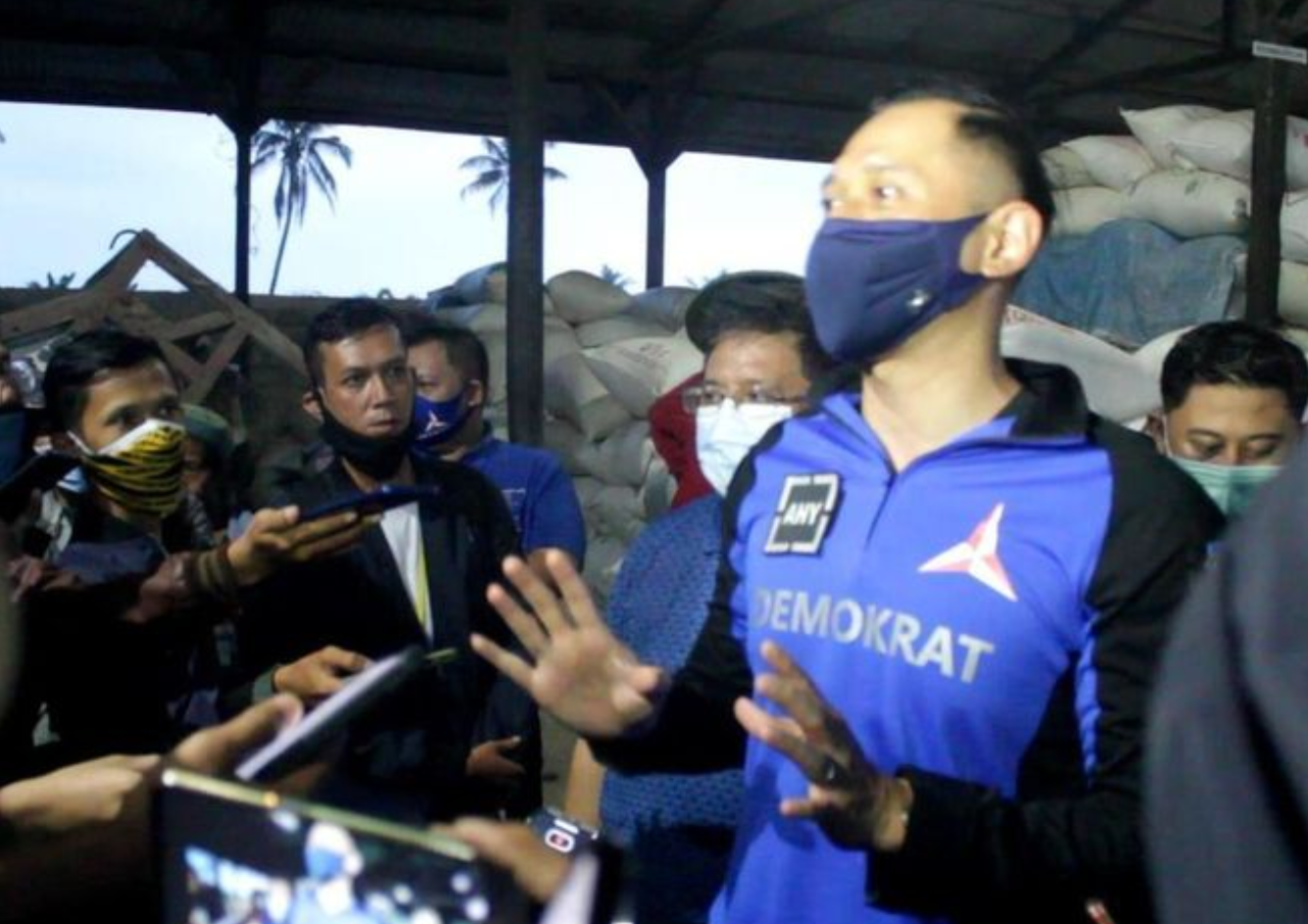 AHY Sebut UU Ciptaker Layak Ditolak MK