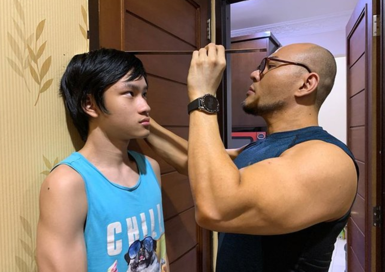 Azka Diminta Pelajari Tanda Tangan Deddy Corbuzier, Ini Alasannya