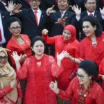 Sepanjang 2021, DPR Dinilai Tak Berdaya di Hadapan Pemerintah
