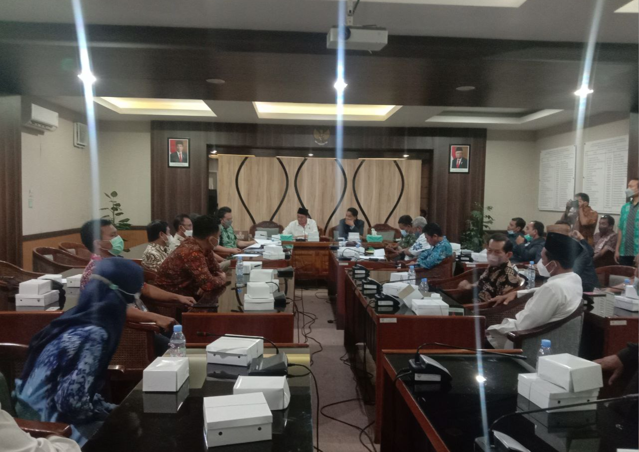 Mediasi Sengketa Tanah Warga Sluke Bersama Komisi I DPRD Rembang Berujung Kesepakatan