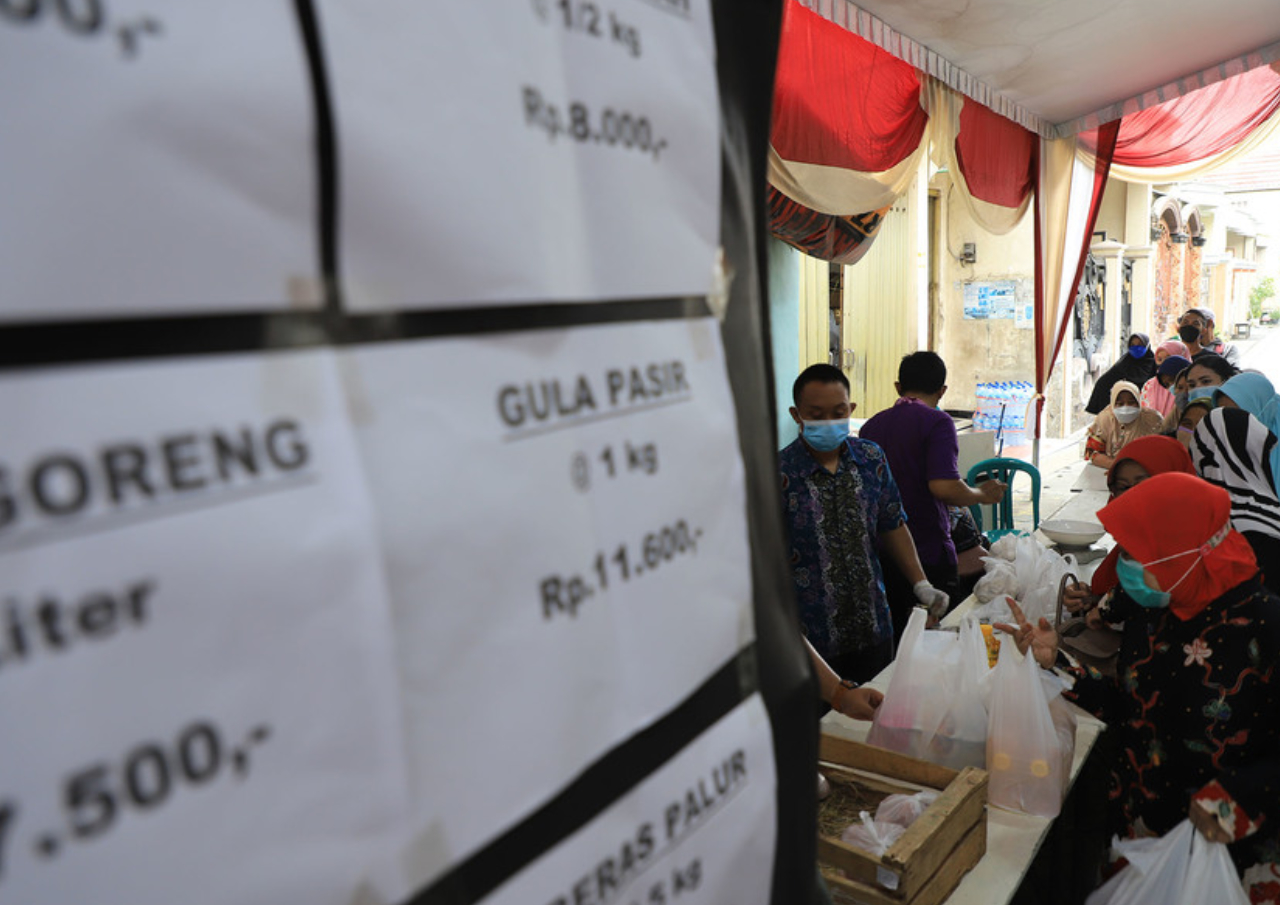Jelang Nataru, Digelar Operasi Pasar di Surabaya