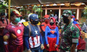 Sejumlah Pahlawan Super Dampingi Vaksinasi Covid-19 Bagi Anak di Jepara