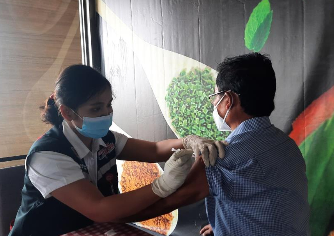 Cegah Penyebaran Omicron, Dinkes Semarang Percepat Vaksinasi Booster