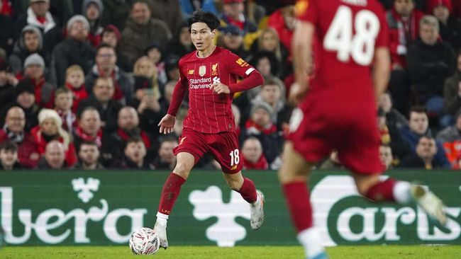 Semifinal Piala Liga Inggris Arsenal vs Liverpool Ditunda