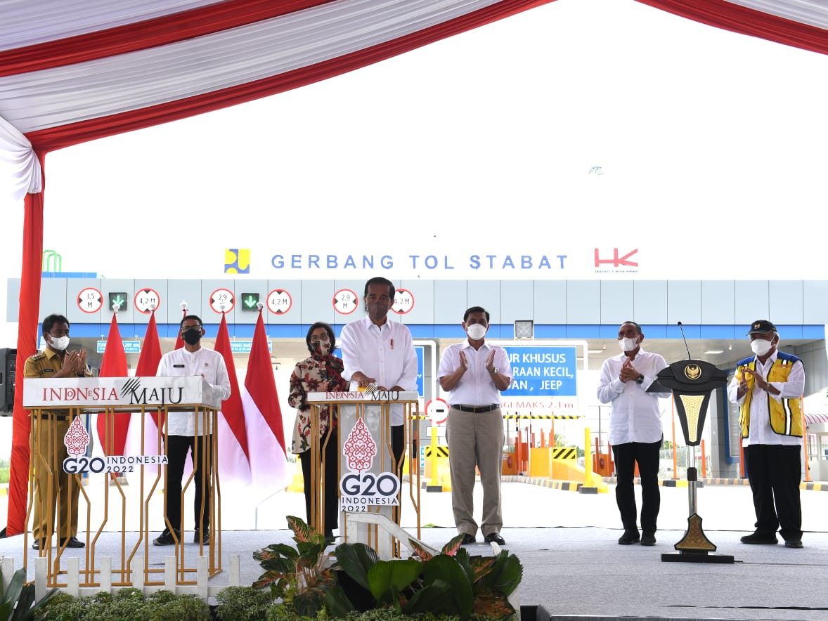 Jokowi Resmikan Tol Penghubung Sumut-Aceh