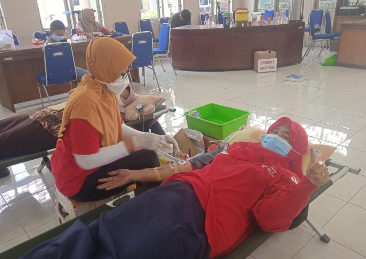Karang Taruna Wedarijaksa Pati Selenggarakan Donor Darah Massal