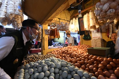 Jelang Ramadan, Harga Kepokmas di Batang Merangkak Naik