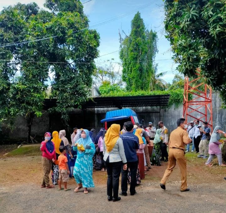 Disdagperin Pati Gelar Operasi Pasar Minyak Goreng 3.000 Liter