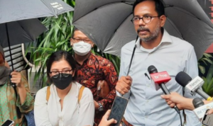 Aktivis HAM Jadi Tersangka Akibat Senggol Luhut, Berikut Profil Haris Azhar dan Fatia  