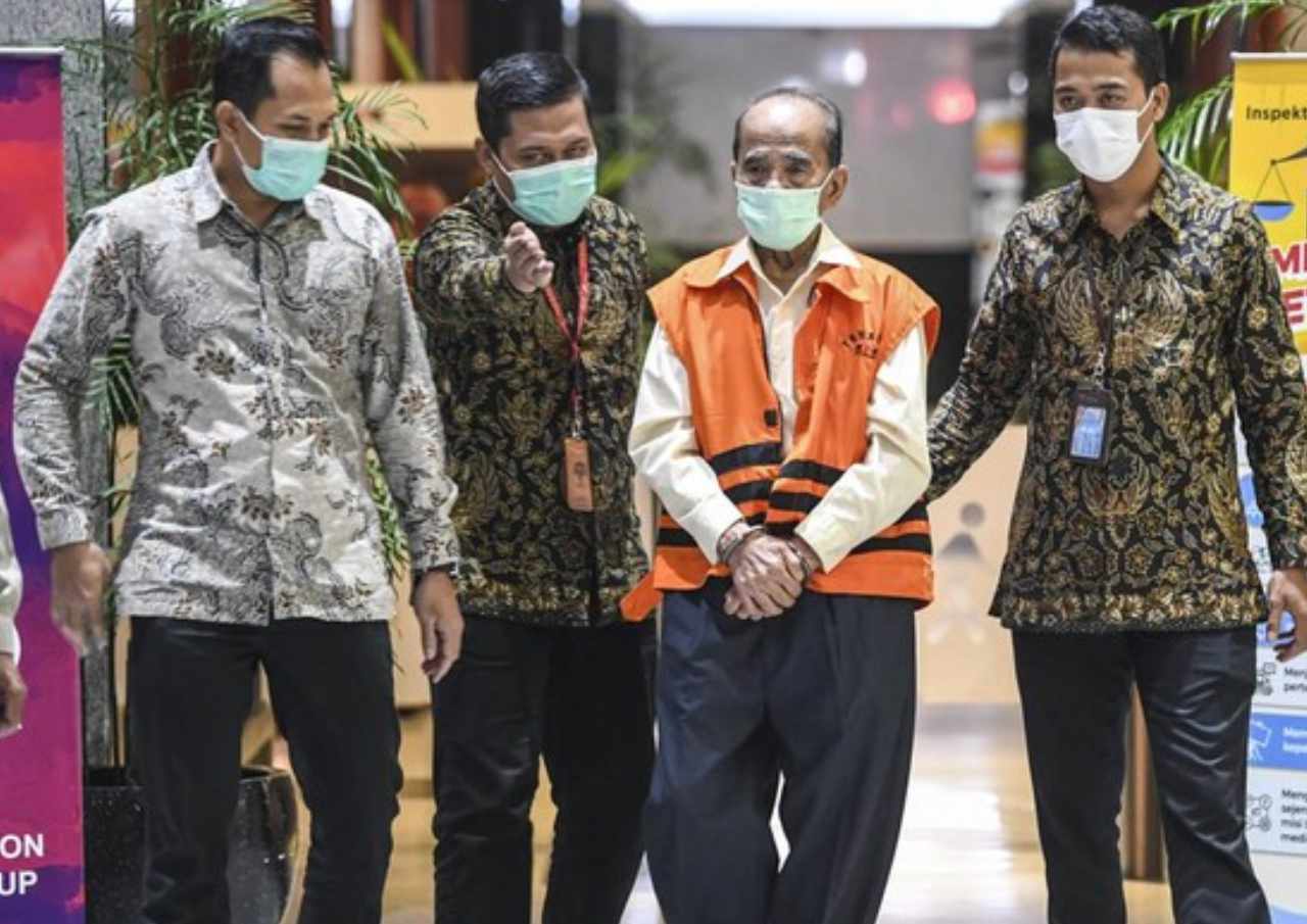 KPK Tahan Annas Maamun di Usia 82 Tahun