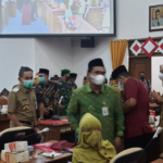 Taj Yasin Hadiri Bedah Buku Tatsunami, Teodisi, Trauma Perspektif KH Maemoen Zubair