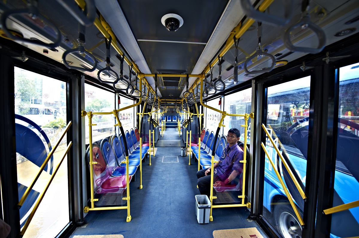 Bus TransJakarta Akan Beroperasi Hingga Malam Hari