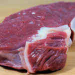 Harga Daging Sapi Secara Nasional Diprediksi Naik Mencapai Rp200 Ribu