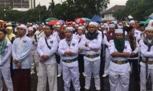 Punya Perhitungan Sendiri, FPI Peringati Puasa Hari Ini
