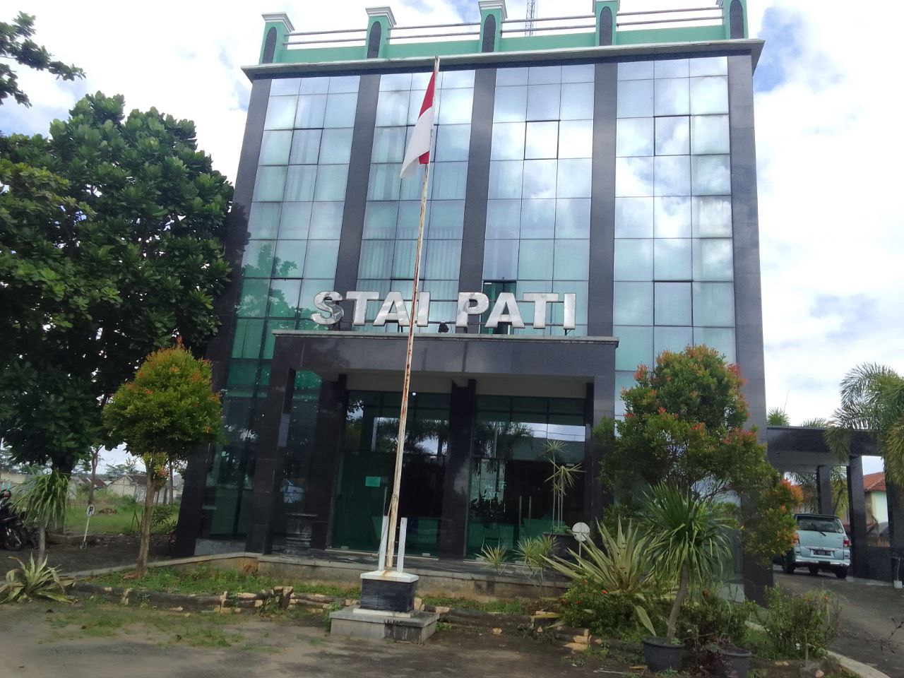 Begini Dampak Penghapusan Keterangan Islam Pada Gelar Akademik PTI