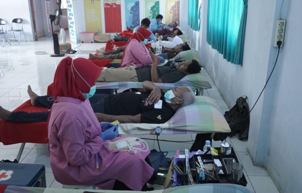 Hari Donor Sedunia, PMI Batang Terima Puluhan Pendonor