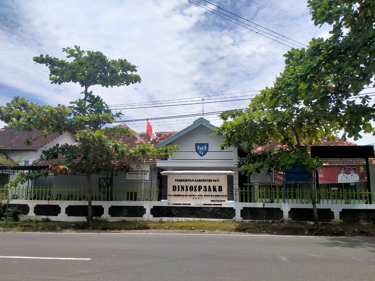 Foto : Kantor DINSOSP3AKB Kabupaten Pati (Sumber : palevioletred-jellyfish-458835.hostingersite.com/Anang SY)