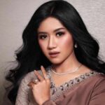 Kepergok, Kaesang Pangarep Gandeng Erina Gudono di Acara Pernikahan