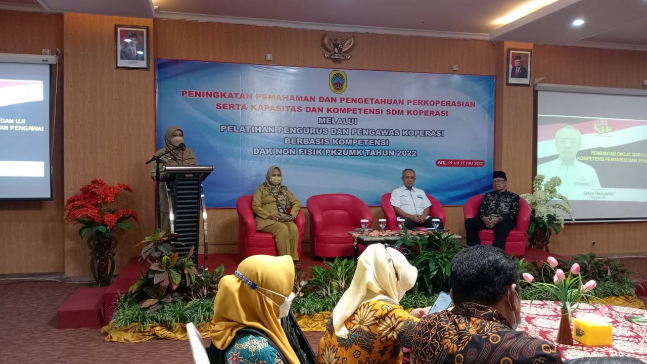Foto: Suasana Diklat Peningkatan SDM pengawas dan pengurus koperasi(Sumber : Vind/palevioletred-jellyfish-458835.hostingersite.com)