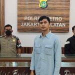 Sopir Transjakarta Dikeplak Pengendara Mobil
