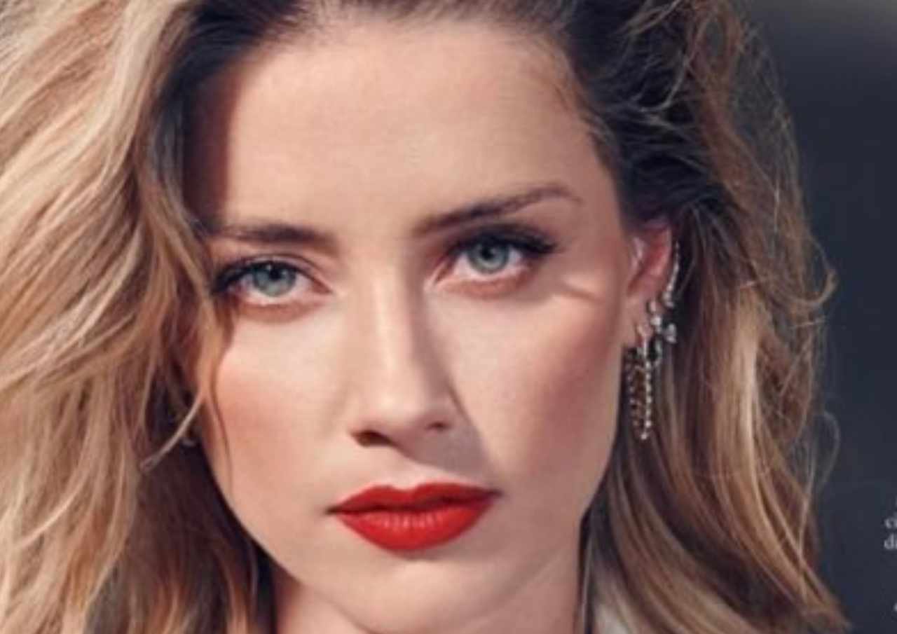 Wow! Amber Heard Dibayar 133 Miliar Jika Mau Jadi Bintang Porno