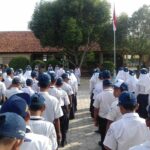 Foto : Ilustrasi pelaksanaan upacara bendera di sebuah sekolah (Sumber : Istimewa)