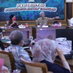 Ganjar Harapkan Pemerintah Pusat Kaji Ulang Keputusan Penghapusan Tenaga Honorer
