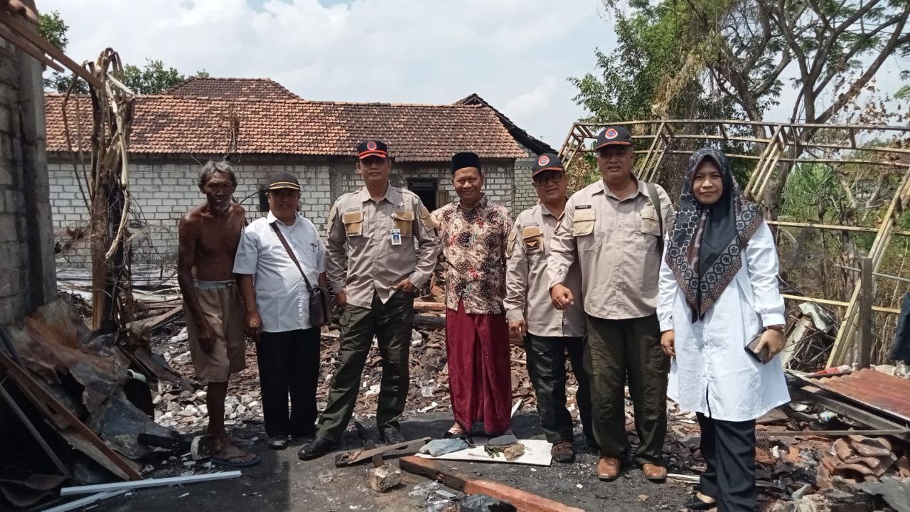 Foto: BPBD tinjau dampak kebakaran di Desa Guyangan kecamatan Trangkil (Sumber: Istimewa)