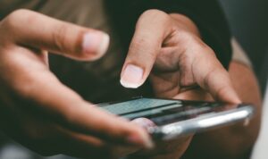 Mengembalikan Chat WhatsApp yang Terhapus Dengan Mudah