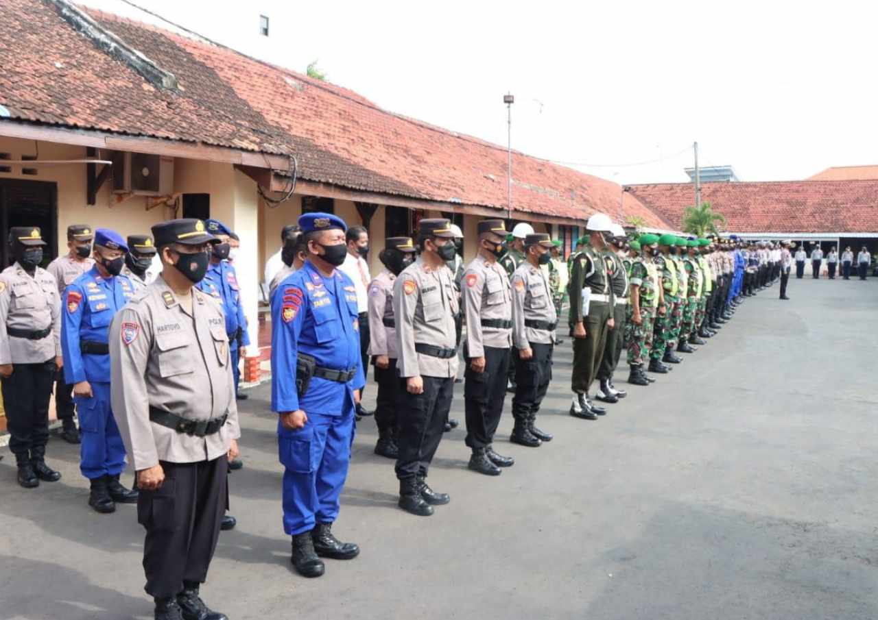 Polres Pati Laksanakan Apel Gelar Pasukan Operasi Zebra Tahun 2022