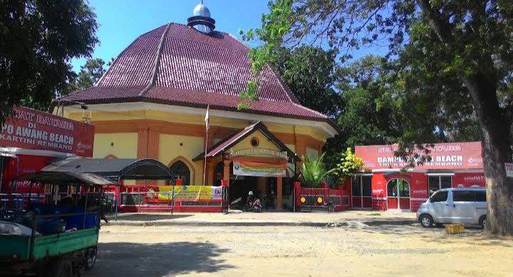 Foto: Keadaan Perpustakaan Umum Rembang dilihat dari luar/palevioletred-jellyfish-458835.hostingersite.com/Sri Lestari