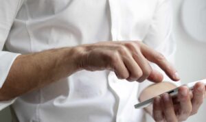 Cara Atasi Suara Panggilan Whatsapp Tak Terdengar