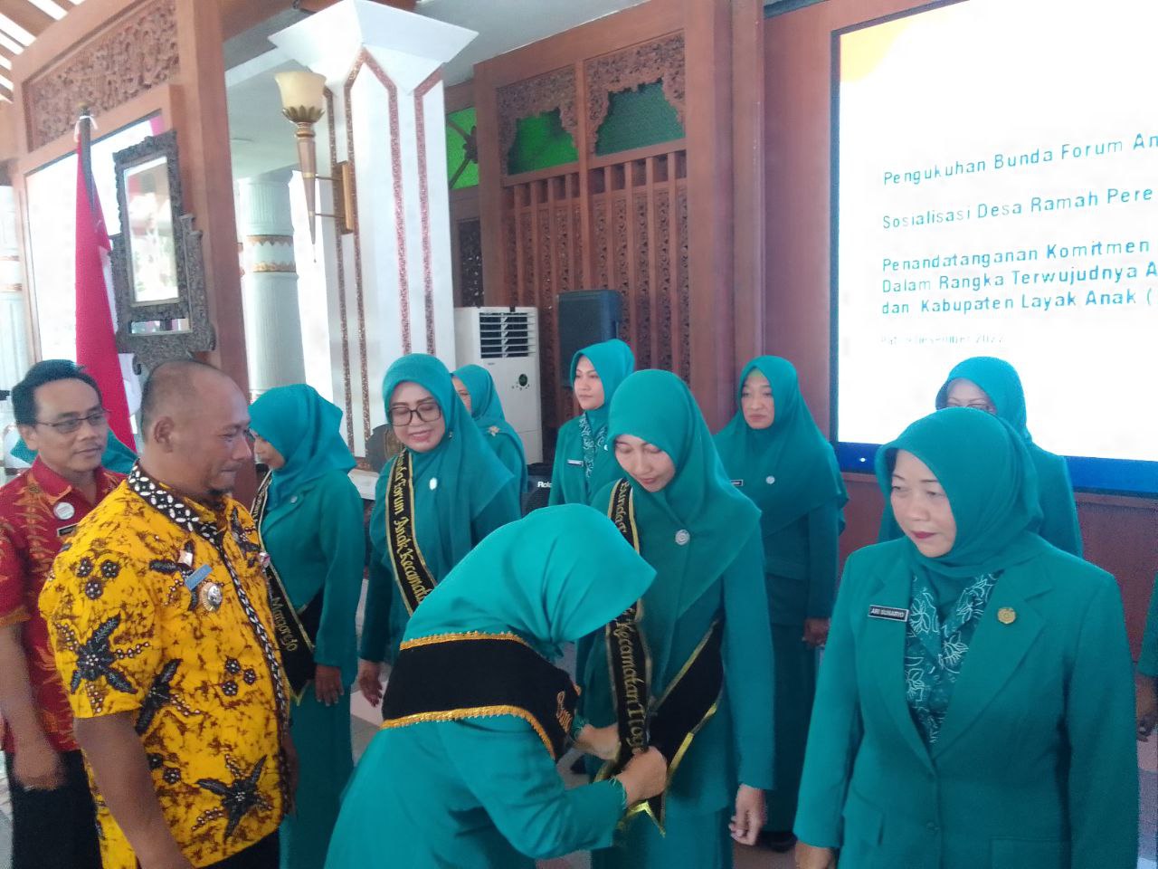 Pati Lantik Forum Bunda Anak Tingkat Kecamatan