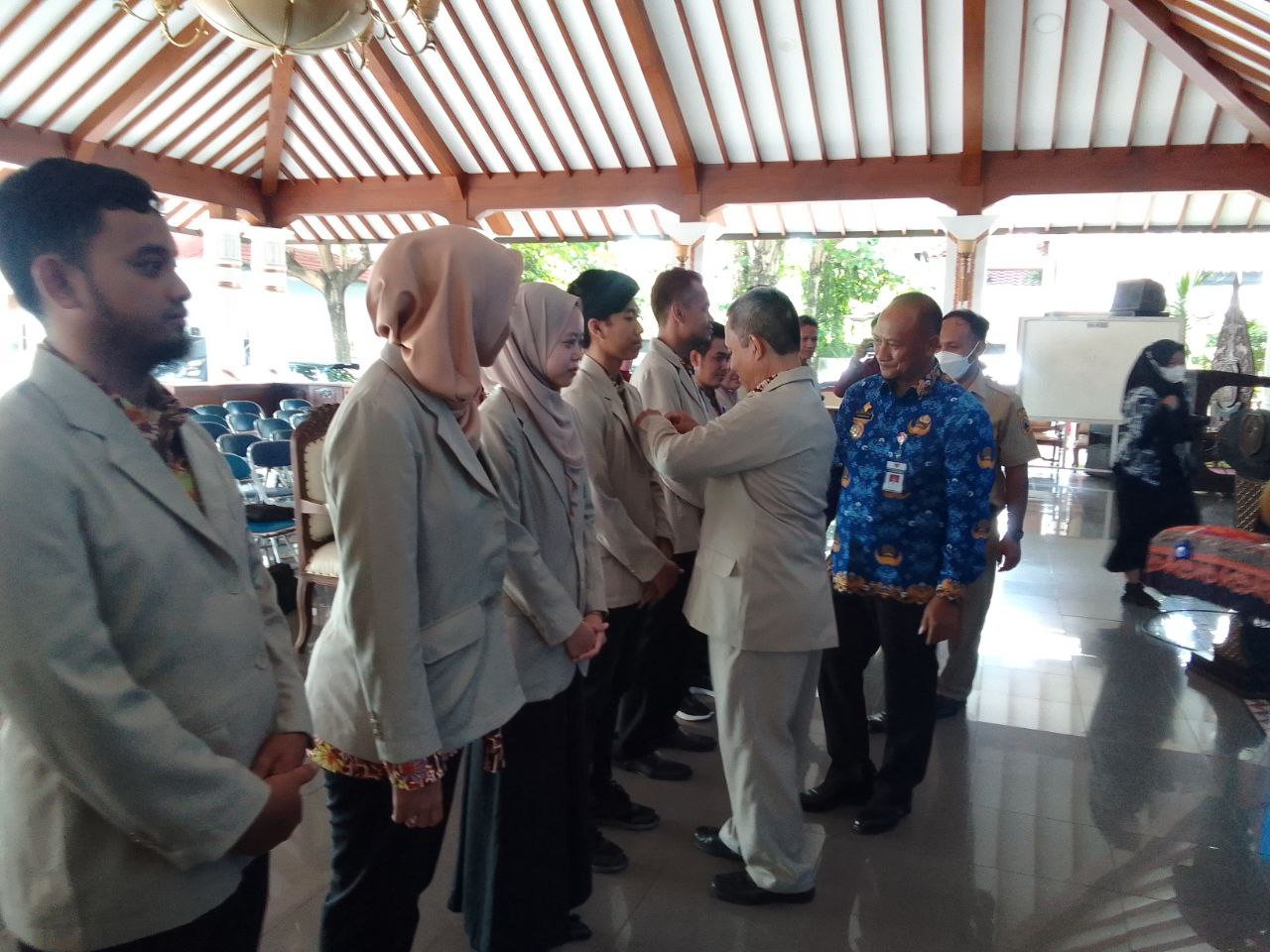 Hadiri Pengukuhan Gerkatin, Bupati Inginkan Sekolah dan Pelayan Publik Diajari Bahasa Isyarat