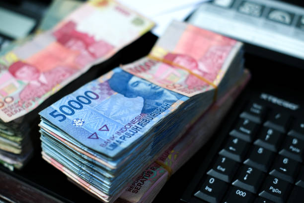 Foto: Ilustrasi UMK (Sumber: iStock)